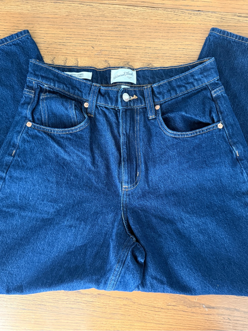 Target Women's High-Rise Easy Barrel Ankle Jeans - Universal Thread - Picture 4 of 4